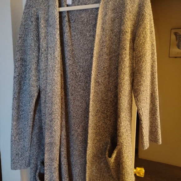 Light gray long sweater - Picture 2 of 5